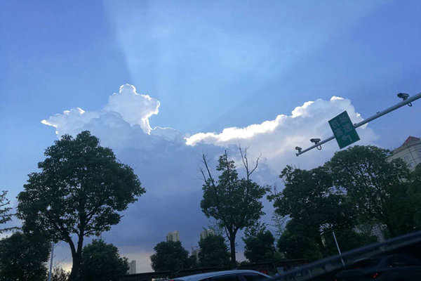 海南開展機動車維修行業(yè)環(huán)境污染防治專項整治嚴抓危廢、廢氣等突出問題